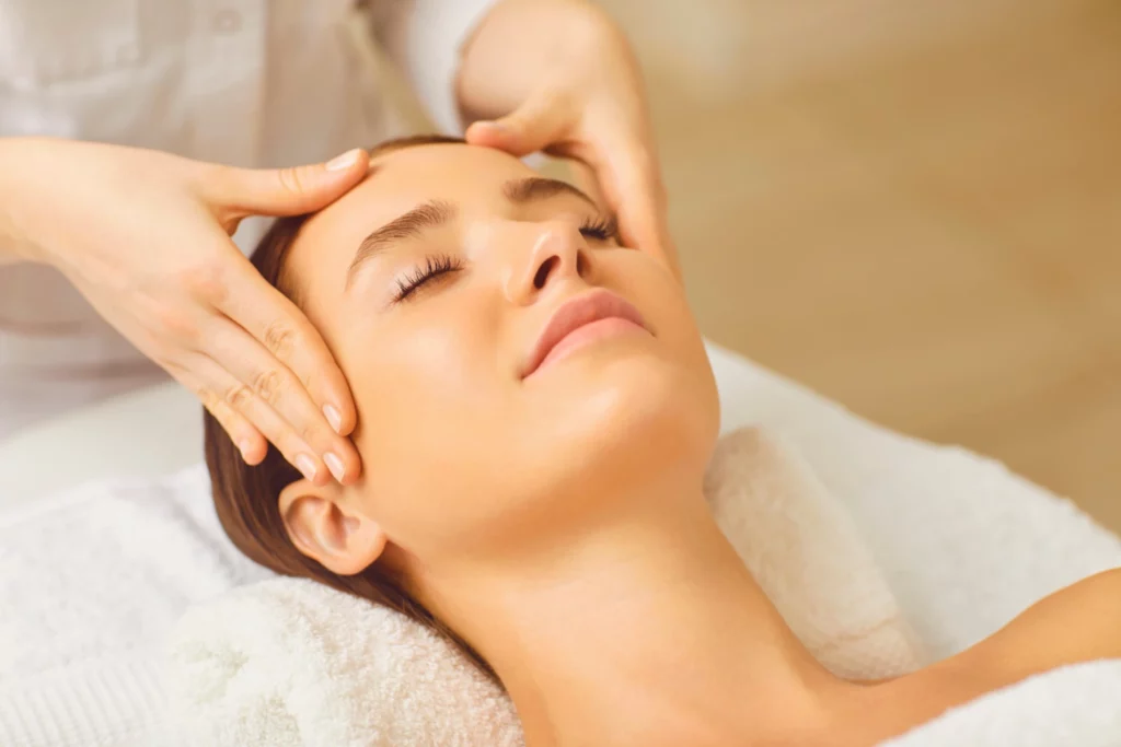 hydrafacial vs chemical peel